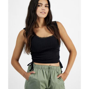 Planet Heart Ribbed Lace-Trim Side